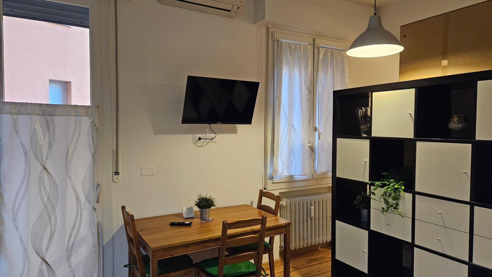 דירות בולוניה Residenza Ugo Bassi מראה חיצוני תמונה