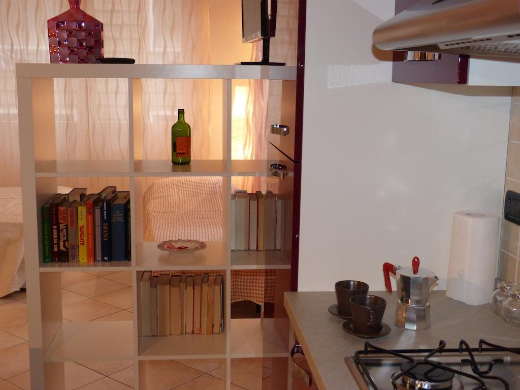 דירות בולוניה Residenza Ugo Bassi חדר תמונה