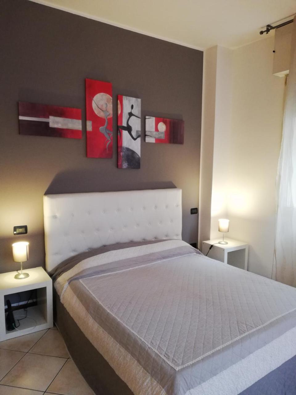 דירות בולוניה Residenza Ugo Bassi מראה חיצוני תמונה