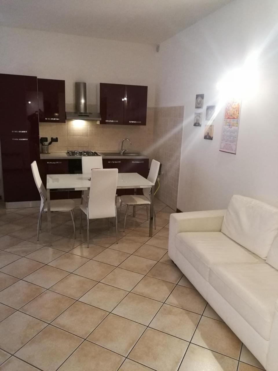 דירות בולוניה Residenza Ugo Bassi מראה חיצוני תמונה