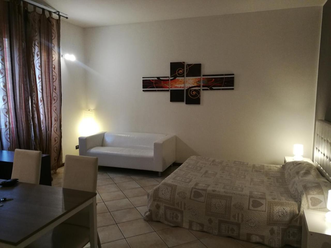 דירות בולוניה Residenza Ugo Bassi מראה חיצוני תמונה