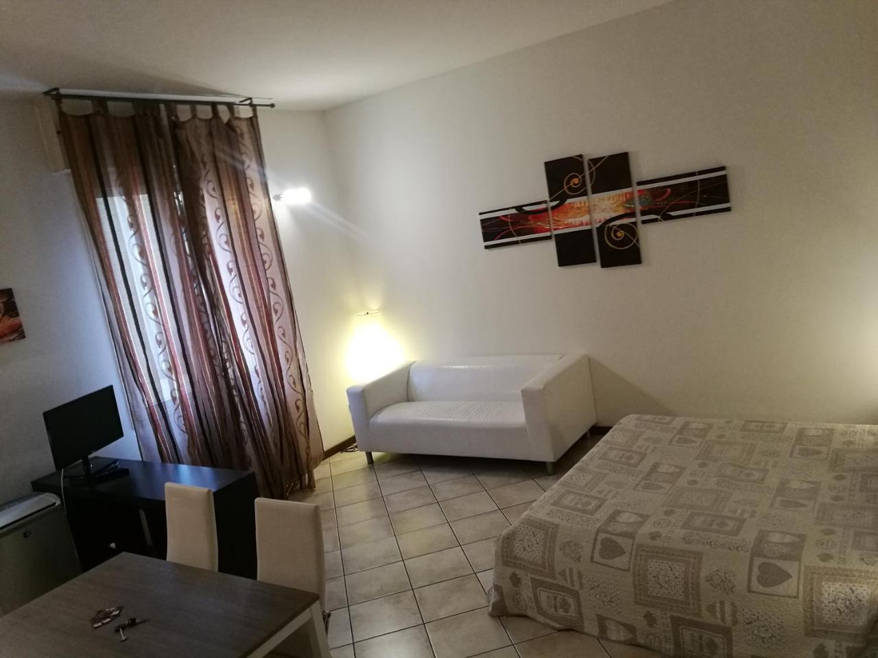 דירות בולוניה Residenza Ugo Bassi מראה חיצוני תמונה